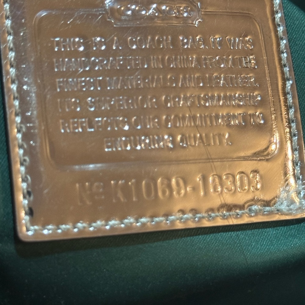Coach poppy iridescent pearl, Sequin Shoulder Bag - Picture 12 of 15